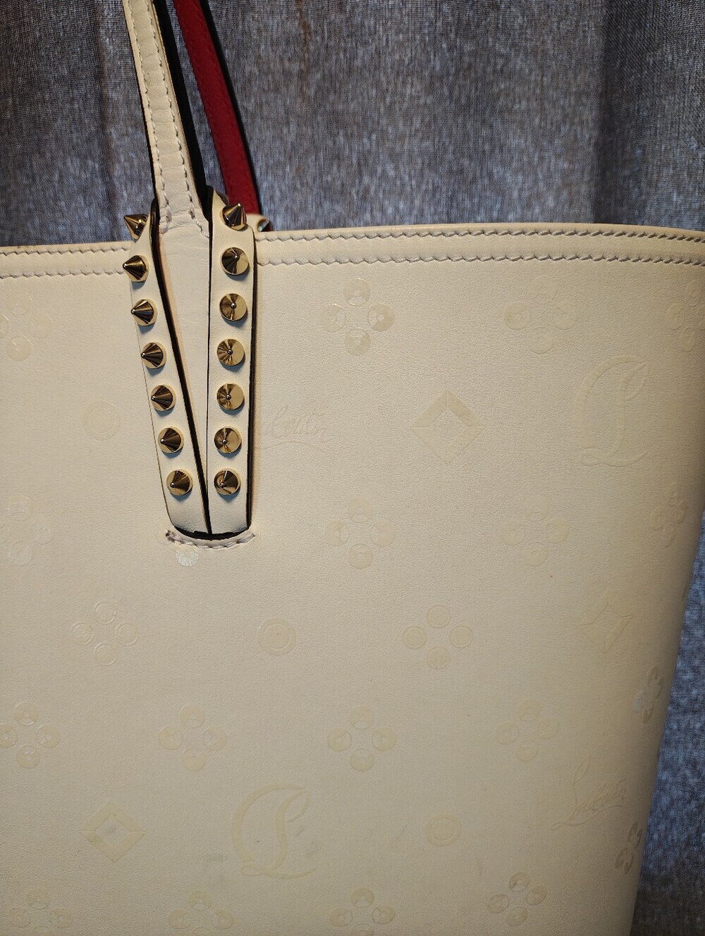 Calfskin Loubinthesky East West Cabata Tote White - Picture 3 of 16